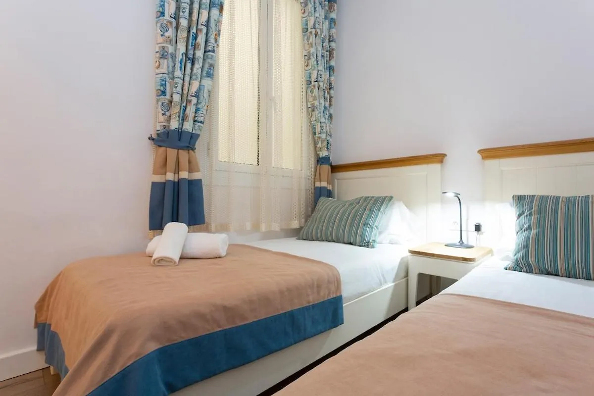 Moderno Y Espacioso Apartamento En Calle Mallorca Barcelone Appartement