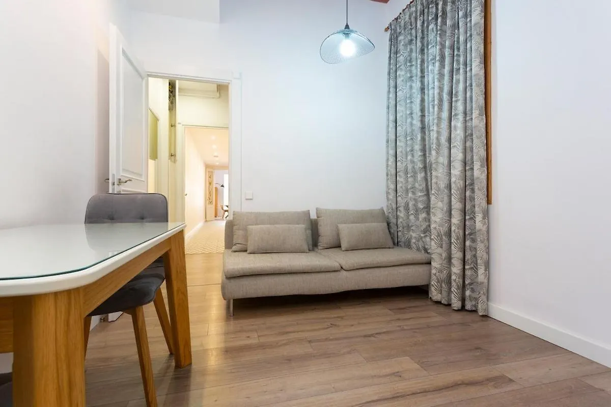 Moderno Y Espacioso Apartamento En Calle Mallorca Barcelone Appartement